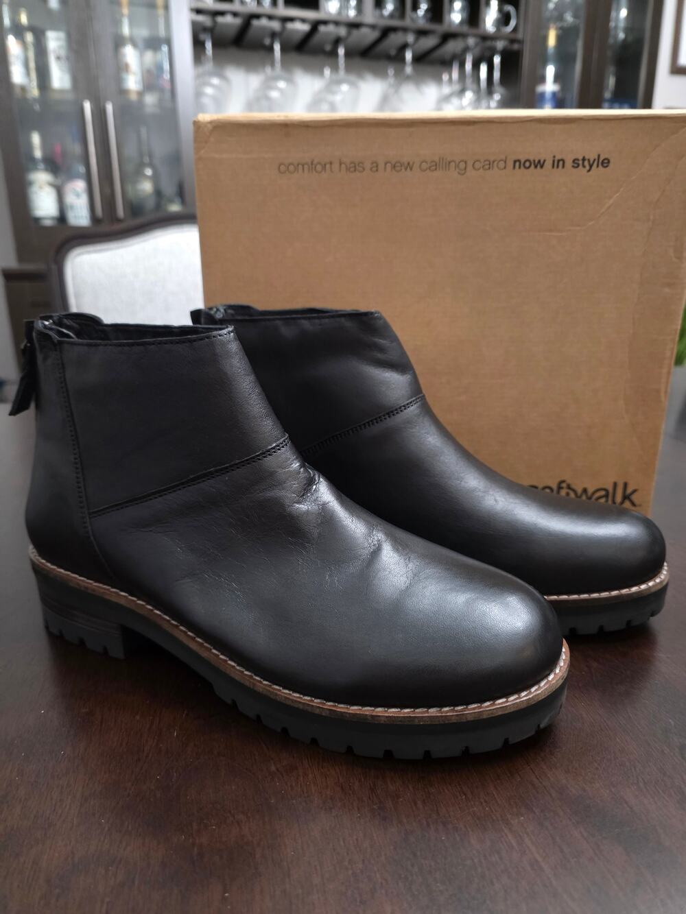 Softwalk Elmhurst Bootie Black Leather Size 11 M